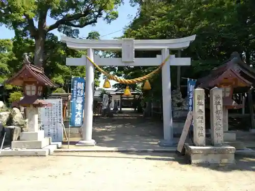 都波岐奈加等神社の鳥居