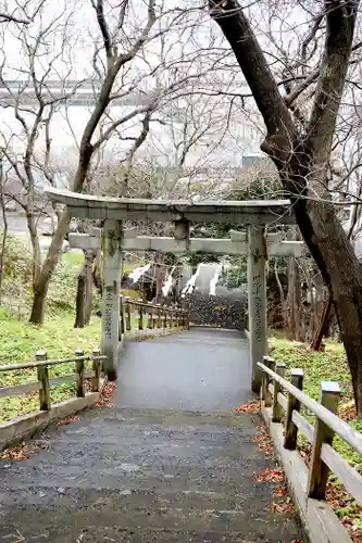 久遠神社の鳥居