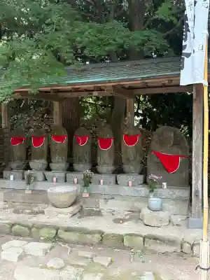 杉本寺の{uncategorized: "未分類", other: "その他", undefined: "問題あり", building: "その他建物", grave: "お墓", sacred_gate: "鳥居", guardian: "狛犬", statue: "像", buddha: "仏像", history: "歴史", nature: "自然", garden: "庭園", animal: "動物", pagoda: "塔", temizu: "手水舎", mountain_gate: "山門・神門", sanctuary: "本殿・本堂", subordinate: "末社・摂社", art: "芸術", scenery: "景色", jizo: "地蔵", ema: "絵馬", goshuin: "御朱印", omikuji: "おみくじ", items: "授与品その他", amulet: "お守り", goshuincho: "御朱印帳", eats: "食事", festival: "お祭り", votive_dance: "神楽", shichigosan: "七五三参", wedding: "結婚式", experience: "体験その他", initially: "初詣", around: "周辺", anti_infection: "感染症対策"}