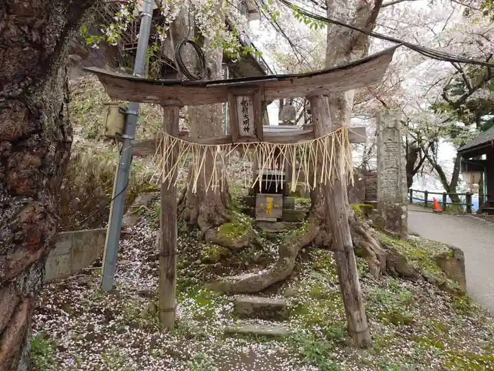 北向稲荷大明神(飯盛山)(福島県)