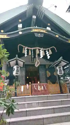築土神社の本殿・本堂