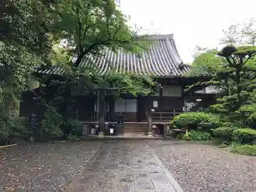 吉田寺の本殿・本堂