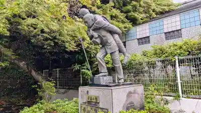 天開稲荷社の周辺