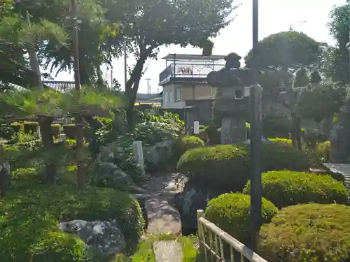 圓照寺の庭園