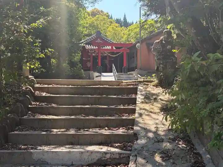 前玉神社の{uncategorized: "未分類", other: "その他", undefined: "問題あり", building: "その他建物", grave: "お墓", sacred_gate: "鳥居", guardian: "狛犬", statue: "像", buddha: "仏像", history: "歴史", nature: "自然", garden: "庭園", animal: "動物", pagoda: "塔", temizu: "手水舎", mountain_gate: "山門・神門", sanctuary: "本殿・本堂", subordinate: "末社・摂社", art: "芸術", scenery: "景色", jizo: "地蔵", ema: "絵馬", goshuin: "御朱印", omikuji: "おみくじ", items: "授与品その他", amulet: "お守り", goshuincho: "御朱印帳", eats: "食事", festival: "お祭り", votive_dance: "神楽", shichigosan: "七五三参", wedding: "結婚式", experience: "体験その他", initially: "初詣", around: "周辺", anti_infection: "感染症対策"}