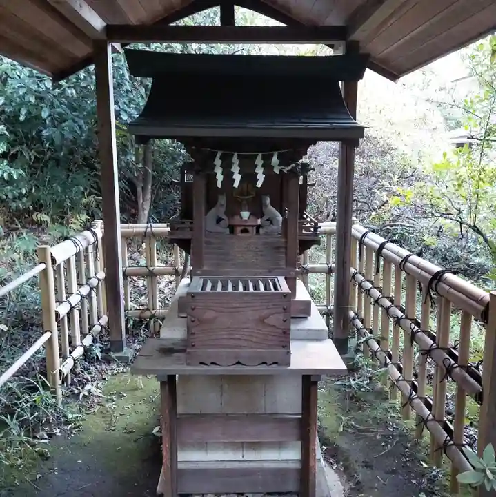 白金氷川神社の末社・摂社