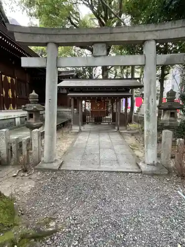 恵美須神社の{uncategorized: "未分類", other: "その他", undefined: "問題あり", building: "その他建物", grave: "お墓", sacred_gate: "鳥居", guardian: "狛犬", statue: "像", buddha: "仏像", history: "歴史", nature: "自然", garden: "庭園", animal: "動物", pagoda: "塔", temizu: "手水舎", mountain_gate: "山門・神門", sanctuary: "本殿・本堂", subordinate: "末社・摂社", art: "芸術", scenery: "景色", jizo: "地蔵", ema: "絵馬", goshuin: "御朱印", omikuji: "おみくじ", items: "授与品その他", amulet: "お守り", goshuincho: "御朱印帳", eats: "食事", festival: "お祭り", votive_dance: "神楽", shichigosan: "七五三参", wedding: "結婚式", experience: "体験その他", initially: "初詣", around: "周辺", anti_infection: "感染症対策"}