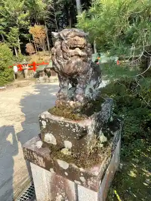 八大神社の狛犬