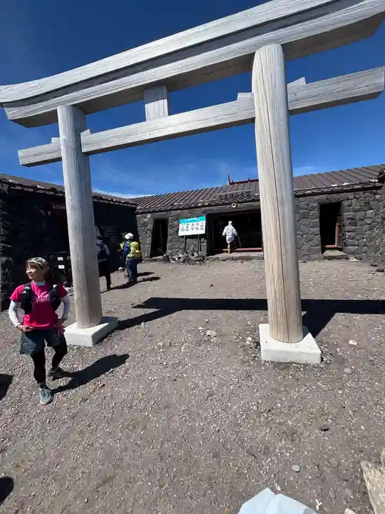 富士山頂上浅間大社奥宮(静岡県)