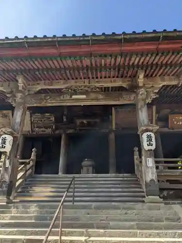 華厳寺の本殿・本堂