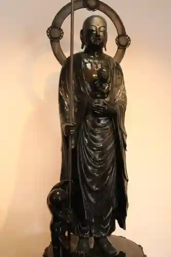 六波羅蜜寺の{uncategorized: "未分類", other: "その他", undefined: "問題あり", building: "その他建物", grave: "お墓", sacred_gate: "鳥居", guardian: "狛犬", statue: "像", buddha: "仏像", history: "歴史", nature: "自然", garden: "庭園", animal: "動物", pagoda: "塔", temizu: "手水舎", mountain_gate: "山門・神門", sanctuary: "本殿・本堂", subordinate: "末社・摂社", art: "芸術", scenery: "景色", jizo: "地蔵", ema: "絵馬", goshuin: "御朱印", omikuji: "おみくじ", items: "授与品その他", amulet: "お守り", goshuincho: "御朱印帳", eats: "食事", festival: "お祭り", votive_dance: "神楽", shichigosan: "七五三参", wedding: "結婚式", experience: "体験その他", initially: "初詣", around: "周辺", anti_infection: "感染症対策"}