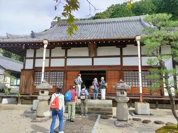 龍済寺の本殿・本堂