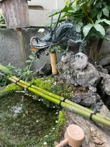 東光寺別院桜ヶ池不動院の{uncategorized: "未分類", other: "その他", undefined: "問題あり", building: "その他建物", grave: "お墓", sacred_gate: "鳥居", guardian: "狛犬", statue: "像", buddha: "仏像", history: "歴史", nature: "自然", garden: "庭園", animal: "動物", pagoda: "塔", temizu: "手水舎", mountain_gate: "山門・神門", sanctuary: "本殿・本堂", subordinate: "末社・摂社", art: "芸術", scenery: "景色", jizo: "地蔵", ema: "絵馬", goshuin: "御朱印", omikuji: "おみくじ", items: "授与品その他", amulet: "お守り", goshuincho: "御朱印帳", eats: "食事", festival: "お祭り", votive_dance: "神楽", shichigosan: "七五三参", wedding: "結婚式", experience: "体験その他", initially: "初詣", around: "周辺", anti_infection: "感染症対策"}