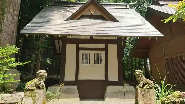 富士山東口本宮 冨士浅間神社の末社・摂社
