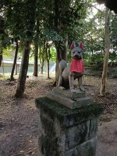 尾津神社の狛犬