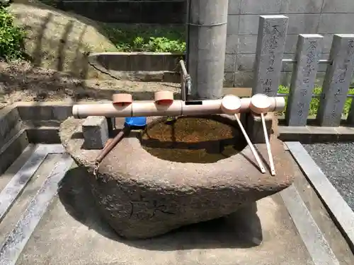 岩樟神社の手水舎