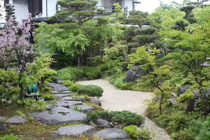 西應寺(滋賀県)