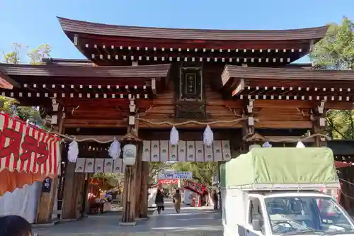 湊川神社の山門