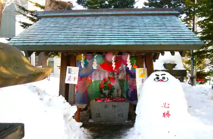 札幌諏訪神社の手水舎