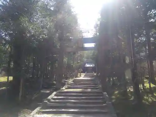 真止戸山神社の鳥居