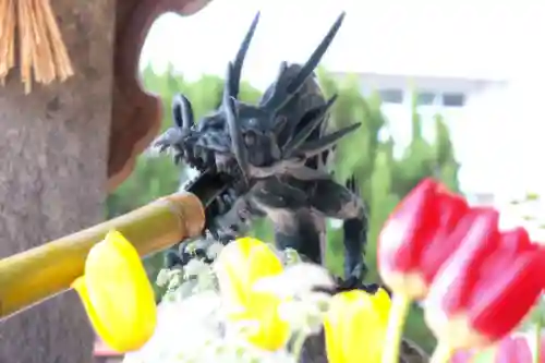 三津厳島神社の手水舎