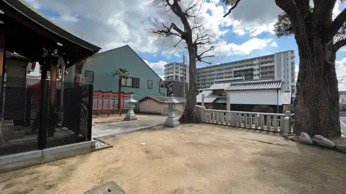 稗田水神社の建物その他