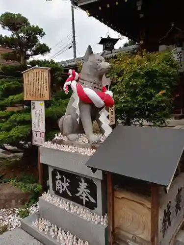 伊奴神社の狛犬