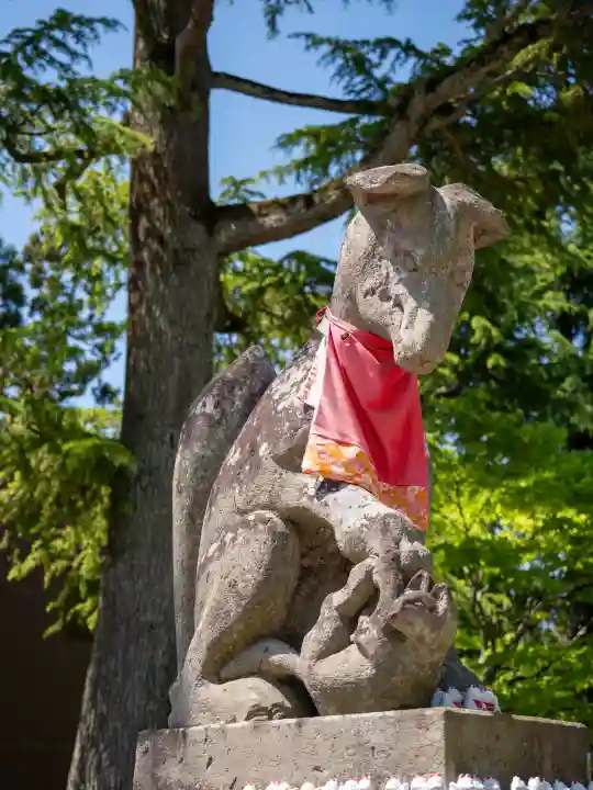竹駒神社の{uncategorized: "未分類", other: "その他", undefined: "問題あり", building: "その他建物", grave: "お墓", sacred_gate: "鳥居", guardian: "狛犬", statue: "像", buddha: "仏像", history: "歴史", nature: "自然", garden: "庭園", animal: "動物", pagoda: "塔", temizu: "手水舎", mountain_gate: "山門・神門", sanctuary: "本殿・本堂", subordinate: "末社・摂社", art: "芸術", scenery: "景色", jizo: "地蔵", ema: "絵馬", goshuin: "御朱印", omikuji: "おみくじ", items: "授与品その他", amulet: "お守り", goshuincho: "御朱印帳", eats: "食事", festival: "お祭り", votive_dance: "神楽", shichigosan: "七五三参", wedding: "結婚式", experience: "体験その他", initially: "初詣", around: "周辺", anti_infection: "感染症対策"}