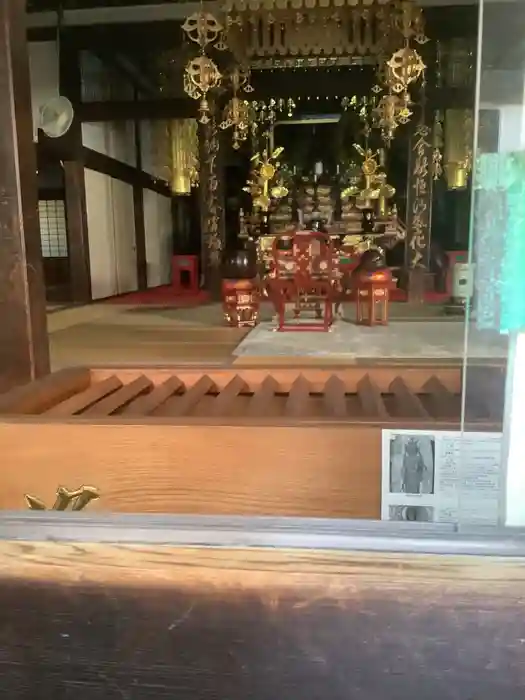 長栄寺の本殿