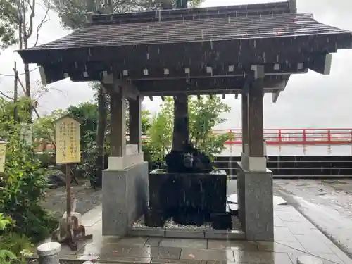 多摩川浅間神社の手水舎