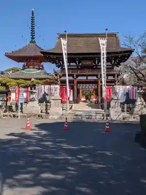 龍泉寺の山門・神門