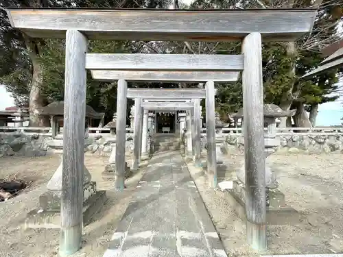 織殿神社の鳥居