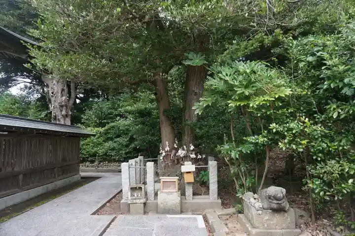 松江城山稲荷神社の末社・摂社