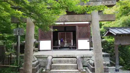 常寂光寺の鳥居