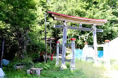 湯岱稲荷神社(北海道)