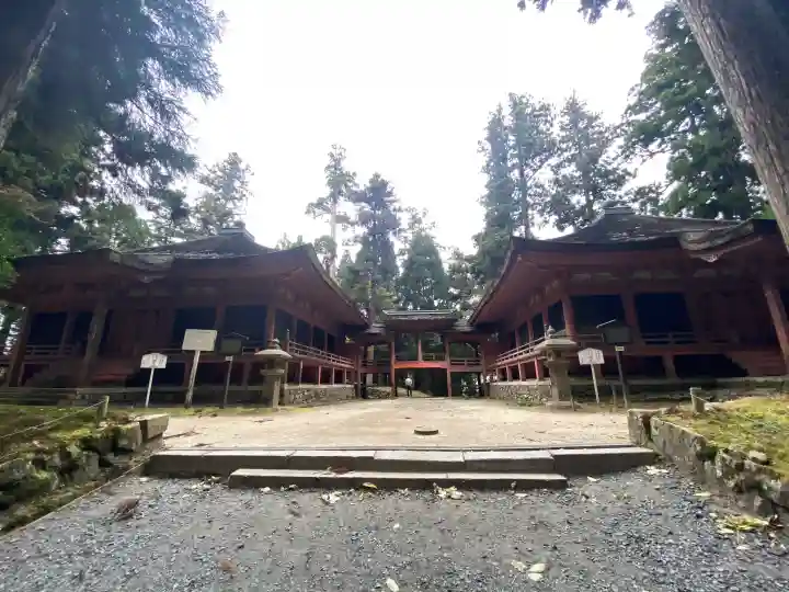 比叡山延暦寺の{uncategorized: "未分類", other: "その他", undefined: "問題あり", building: "その他建物", grave: "お墓", sacred_gate: "鳥居", guardian: "狛犬", statue: "像", buddha: "仏像", history: "歴史", nature: "自然", garden: "庭園", animal: "動物", pagoda: "塔", temizu: "手水舎", mountain_gate: "山門・神門", sanctuary: "本殿・本堂", subordinate: "末社・摂社", art: "芸術", scenery: "景色", jizo: "地蔵", ema: "絵馬", goshuin: "御朱印", omikuji: "おみくじ", items: "授与品その他", amulet: "お守り", goshuincho: "御朱印帳", eats: "食事", festival: "お祭り", votive_dance: "神楽", shichigosan: "七五三参", wedding: "結婚式", experience: "体験その他", initially: "初詣", around: "周辺", anti_infection: "感染症対策"}
