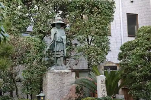 薬研堀不動院(川崎大師東京別院)の像