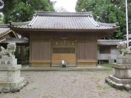 南宮御旅神社の本殿・本堂