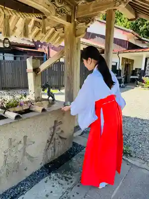 守りの神　藤基神社(新潟県)