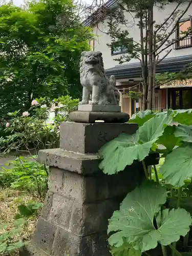 帯広三吉神社の狛犬