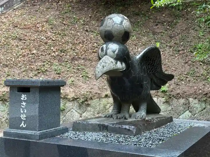 八咫烏神社(奈良県)