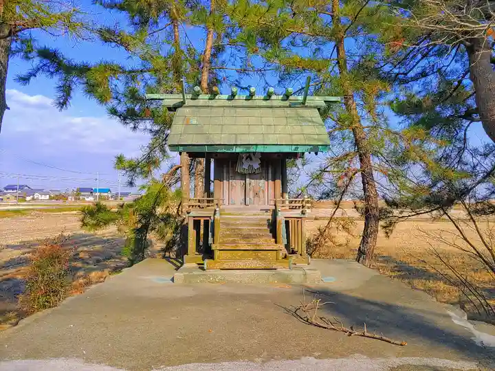 八幡社の本殿・本堂