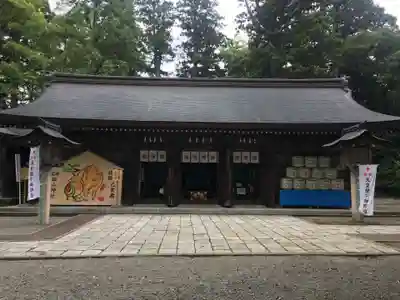 雄山神社前立社壇の本殿・本堂