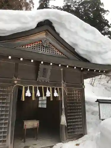 大神山神社奥宮の末社