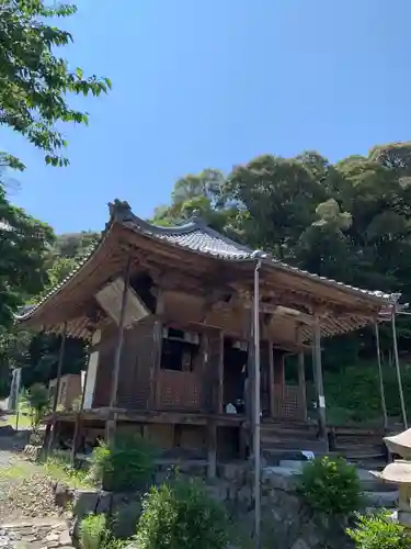 養老寺の本殿