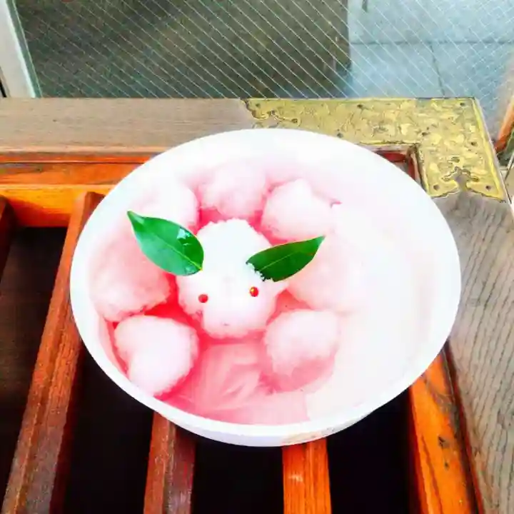 彌彦神社 (伊夜日子神社)の像