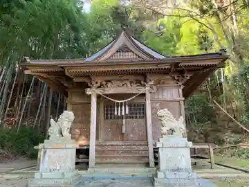 八幡神社の本殿・本堂