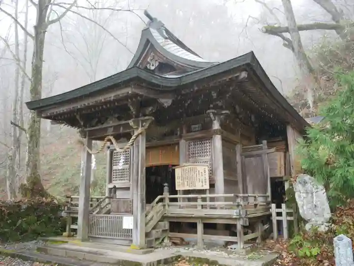 戸隠神社奥社の本殿・本堂