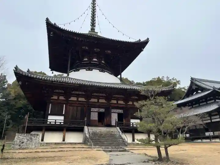 根来寺の{uncategorized: "未分類", other: "その他", undefined: "問題あり", building: "その他建物", grave: "お墓", sacred_gate: "鳥居", guardian: "狛犬", statue: "像", buddha: "仏像", history: "歴史", nature: "自然", garden: "庭園", animal: "動物", pagoda: "塔", temizu: "手水舎", mountain_gate: "山門・神門", sanctuary: "本殿・本堂", subordinate: "末社・摂社", art: "芸術", scenery: "景色", jizo: "地蔵", ema: "絵馬", goshuin: "御朱印", omikuji: "おみくじ", items: "授与品その他", amulet: "お守り", goshuincho: "御朱印帳", eats: "食事", festival: "お祭り", votive_dance: "神楽", shichigosan: "七五三参", wedding: "結婚式", experience: "体験その他", initially: "初詣", around: "周辺", anti_infection: "感染症対策"}