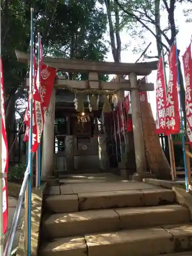 太子堂八幡神社の鳥居